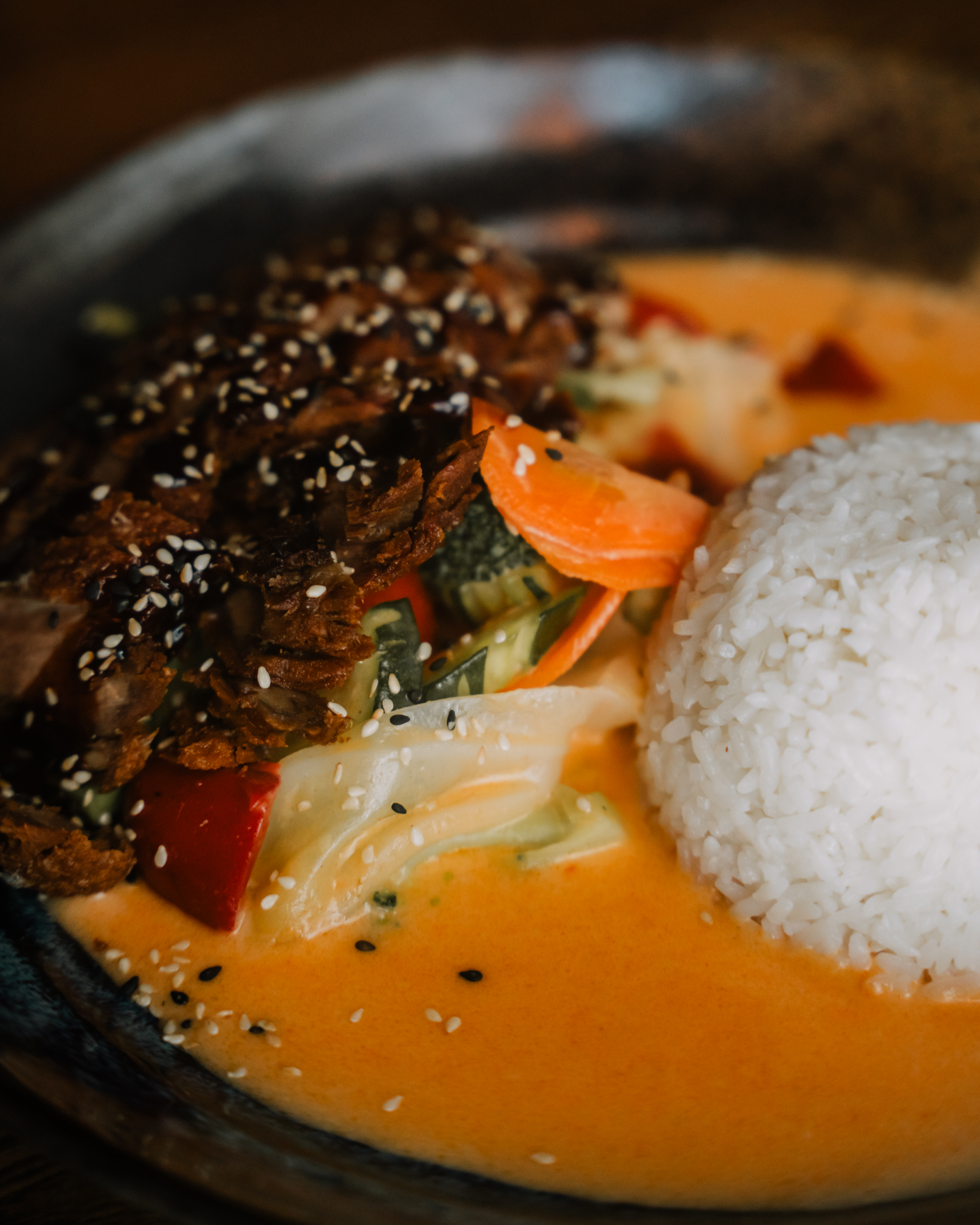 Curry-Kokos mit Ente